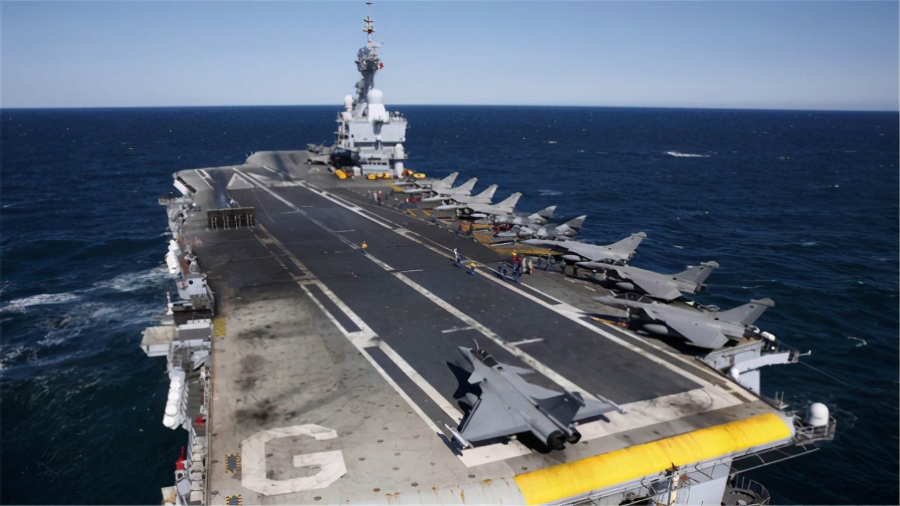 新款航母即将亮相，满载排水量超7万吨，核动力