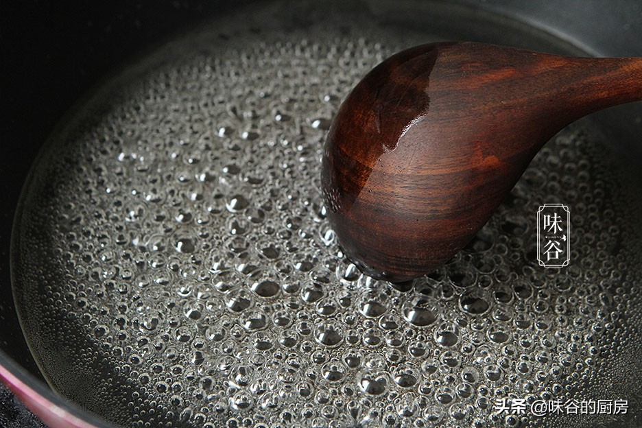 廣東特色賀年小吃，在家也能做，寓意錢包滿，香脆可口，年味十足