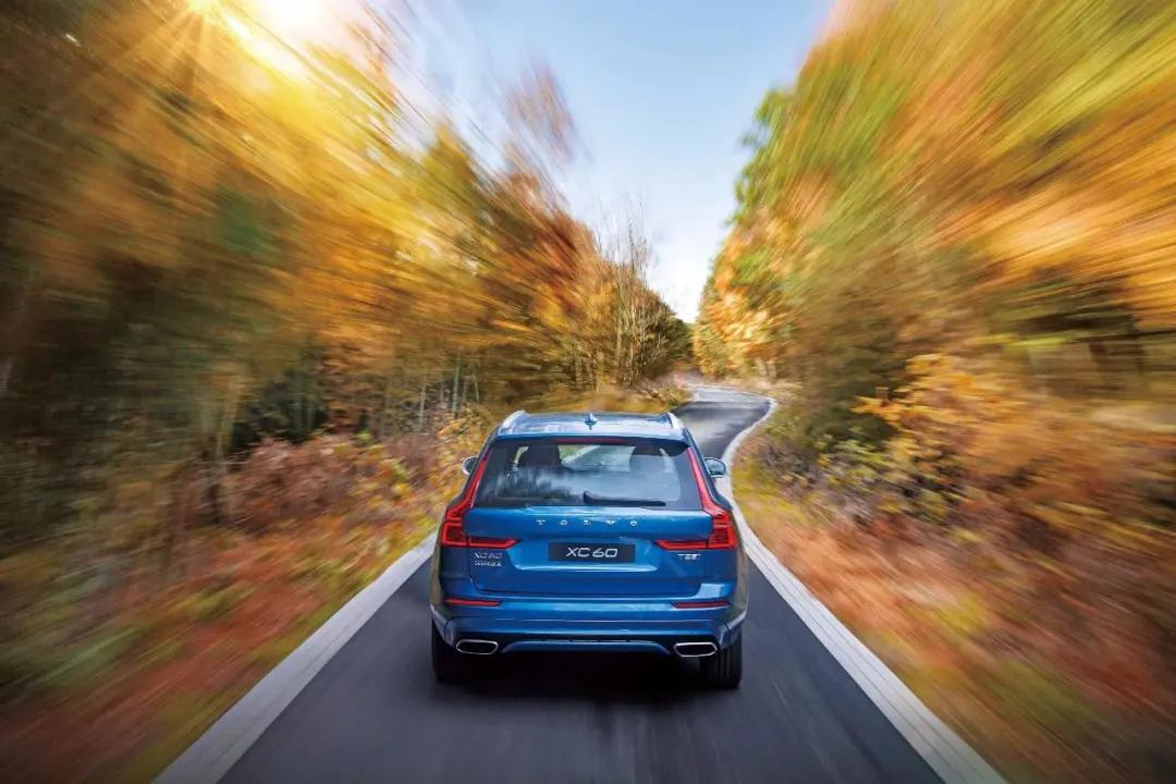 林肯航海家对比沃尔沃XC60，30多万的豪华中型SUV选谁？