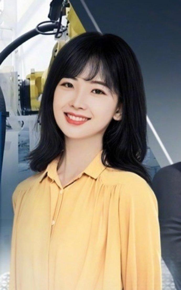 CCTV network spring late card is open, king ice ice stages talent head show, fact of the honored guest that press an axis returns to the name