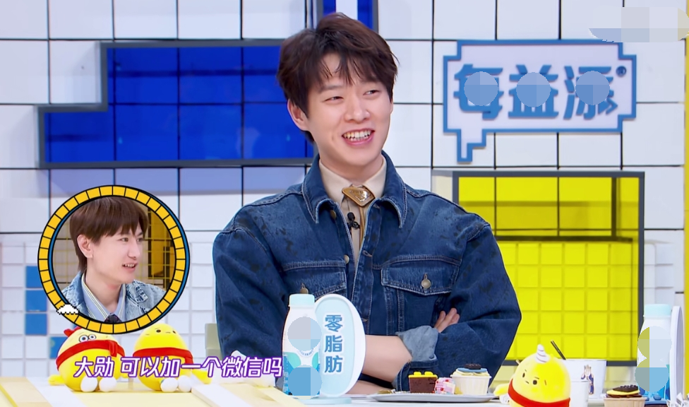 何炅魏大勋互加微信，居然是何炅主动的，但原因真的很暖心