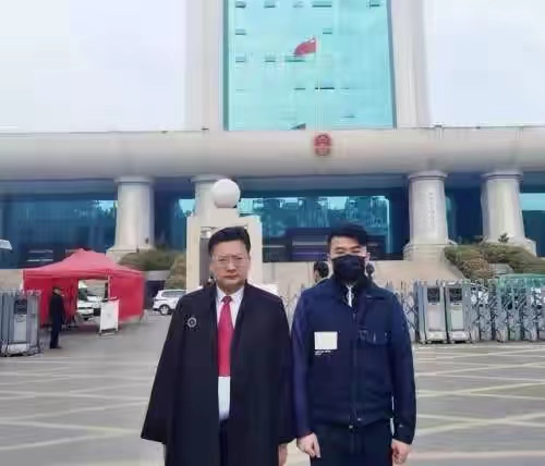 男子在看守所内病亡，狱友曾按7次门铃呼救，家属提出224万赔偿