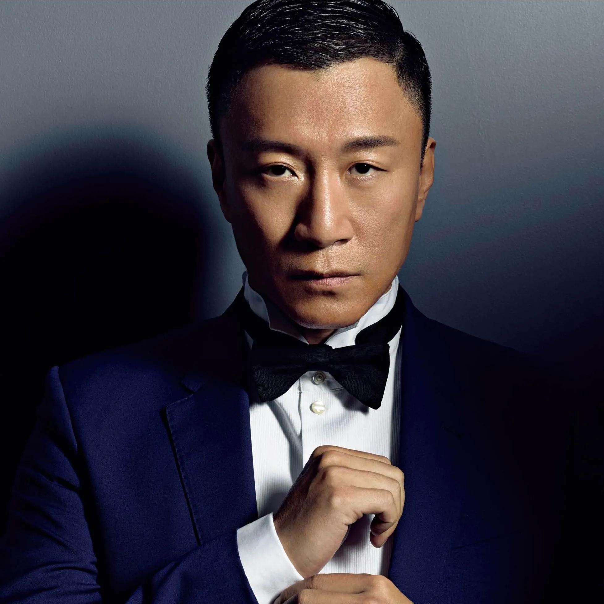 孙红雷和老婆主演的《扫黑风暴》火了，网友却在评论区呼唤丁嘉丽