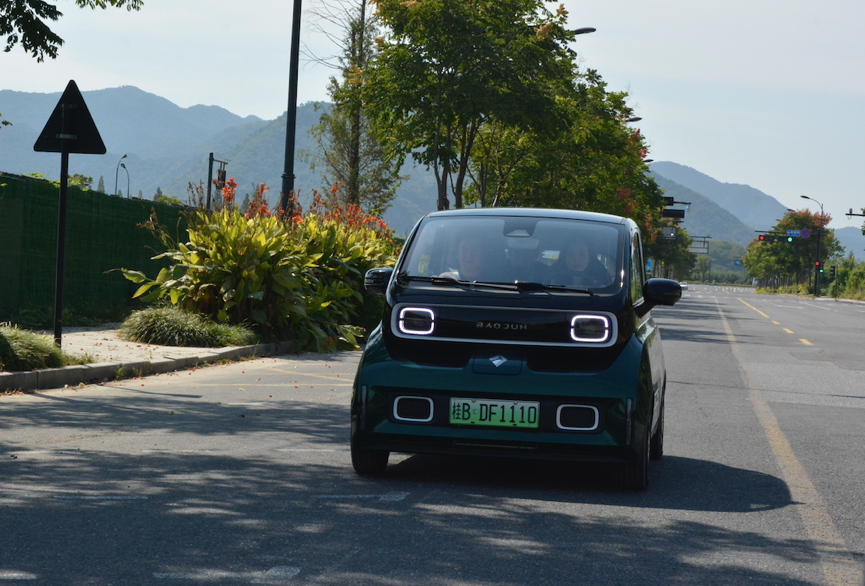 内外兼修 质感优秀 道路试驾宝骏KiWi EV