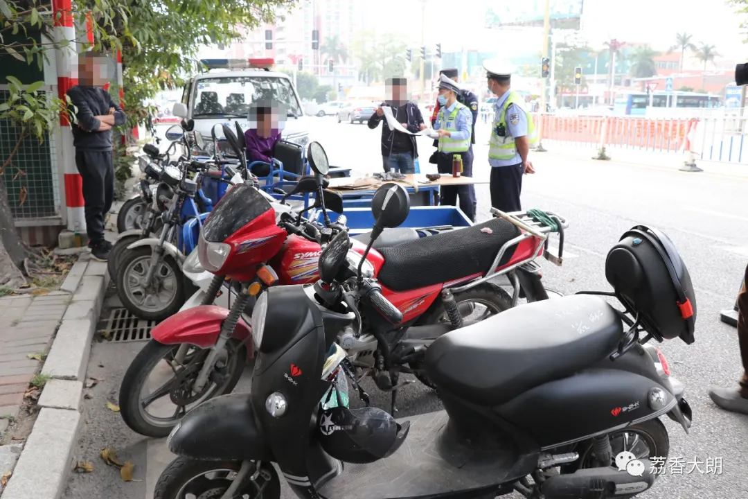 即日起东莞全面展开查缴违法摩托车