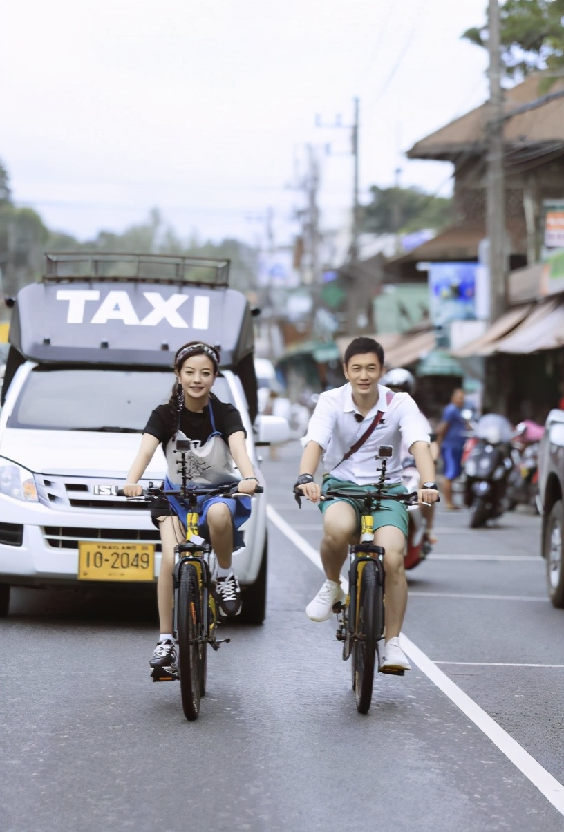 黃曉明43歲生日，兒子第一次為他唱生日歌，甜喊“爸爸我愛你”