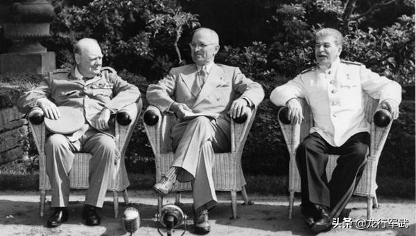 精确计算，英国海军航母编队来南海搞事情，一