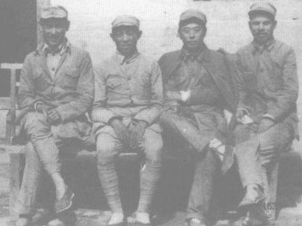 建国后，罗瑞卿下令抓捕一叛徒，称：活要见人