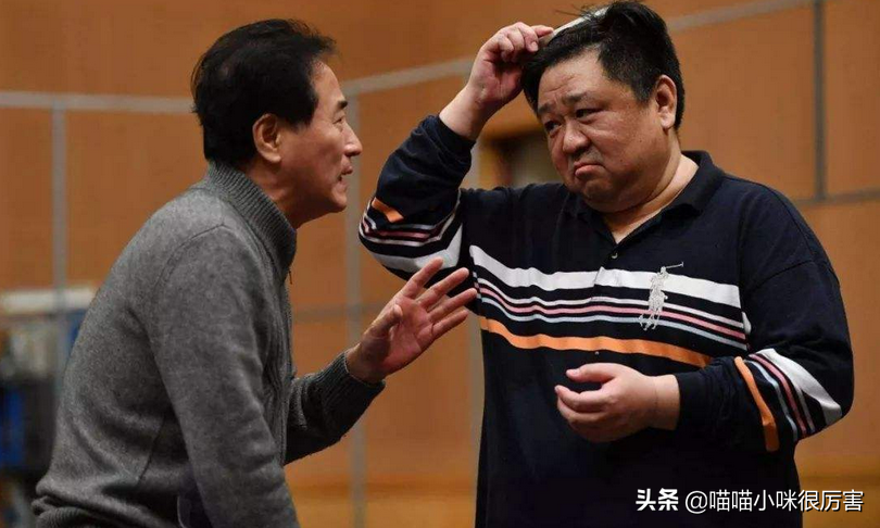 北京人艺：巍子为钱离开，王姬无戏可演出走，何冰坚守了30年