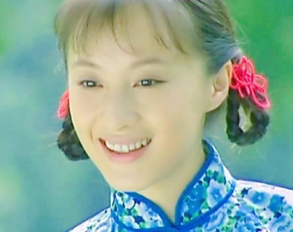 “可云”徐露：当红时隐退，嫁大7岁老公，46岁和17岁女儿似姐妹