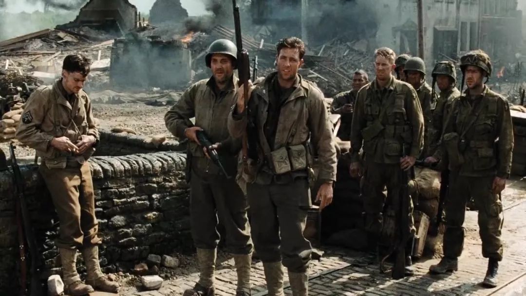 《拯救大兵瑞恩》：为何被无数影迷奉为“影史最伟大战争片”？