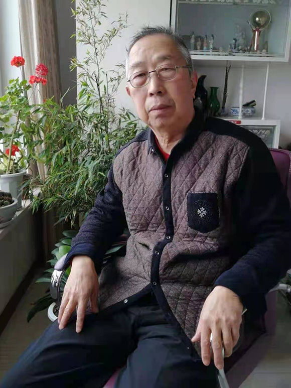 李桃长书画家——巍峨俊俏 厚重幽雅的艺术风格