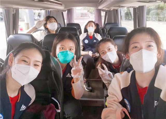 女排降到第三了！朱婷刚进隔离酒店，郎平太急，迅速安排训练计划
