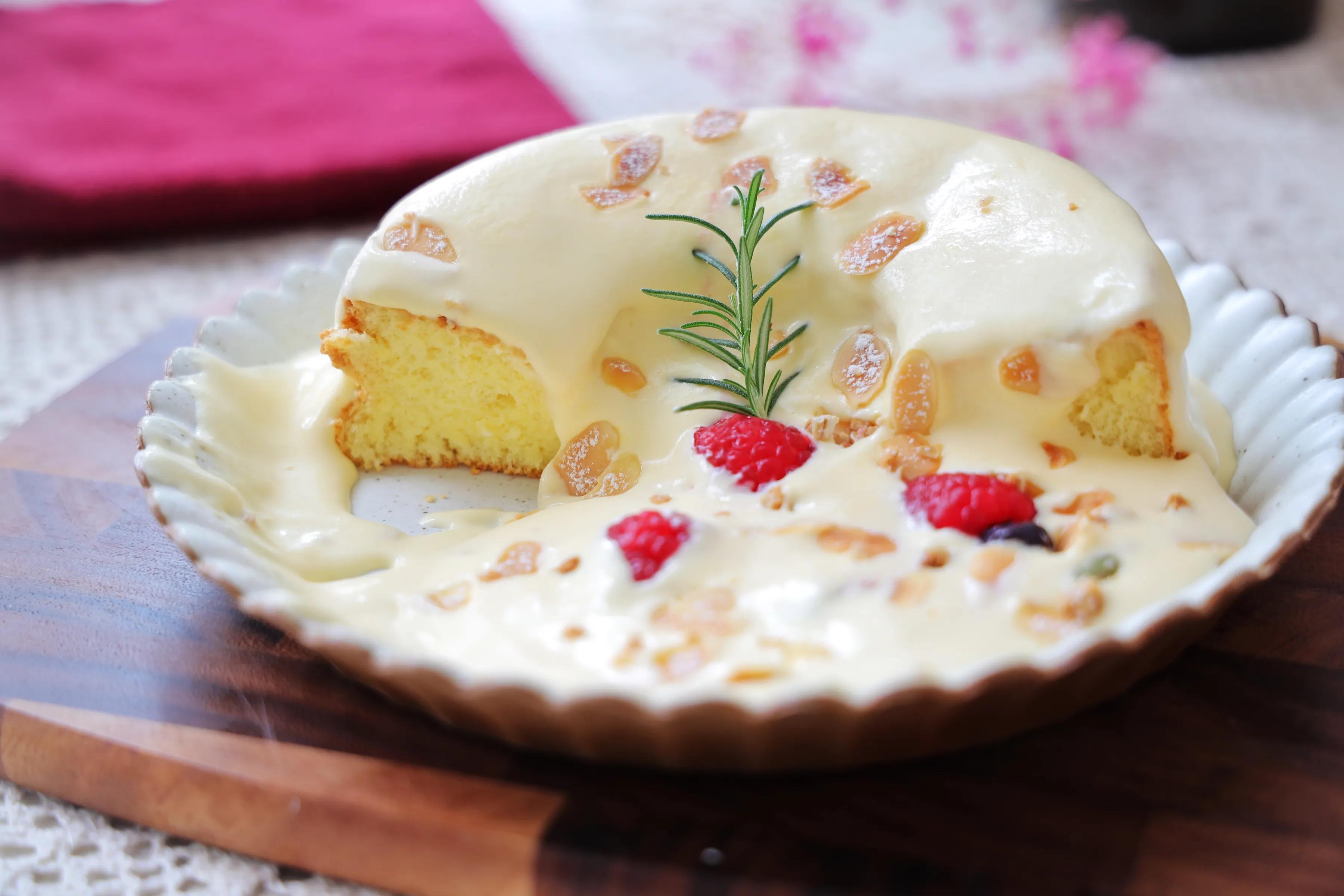 粉絲朋友點名要的網紅爆漿蛋糕，切第一塊的時候太治愈，味道超讚