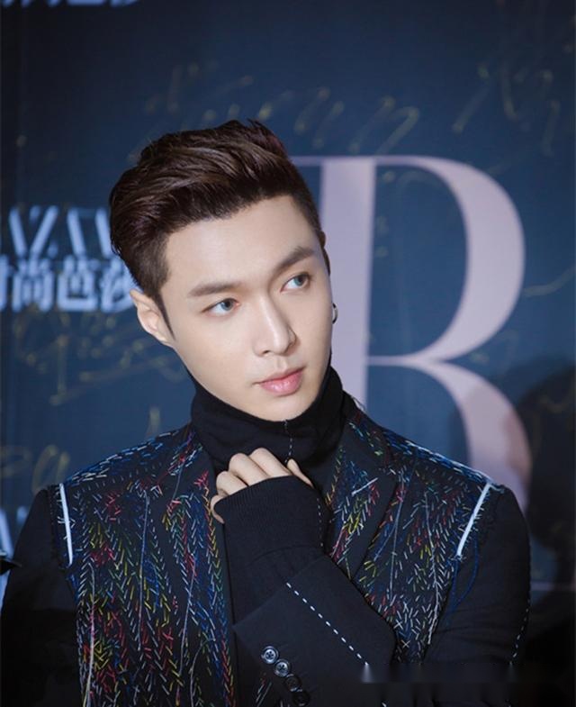 张艺兴为韩国捐款2000万韩元，那是他事业的起点