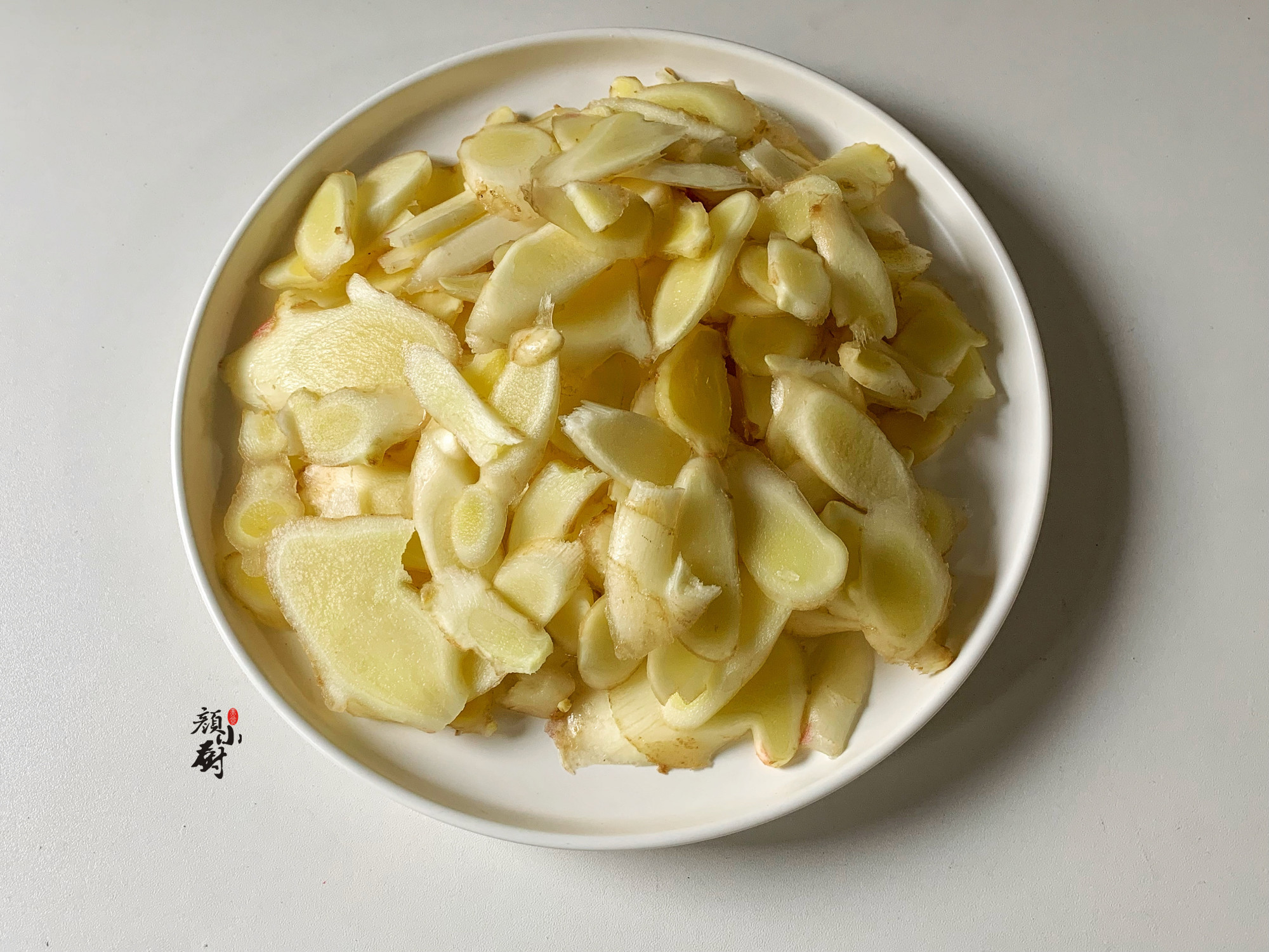 天热要多吃生姜，教你简单做法，好吃又解馋，夏天也精气神十足