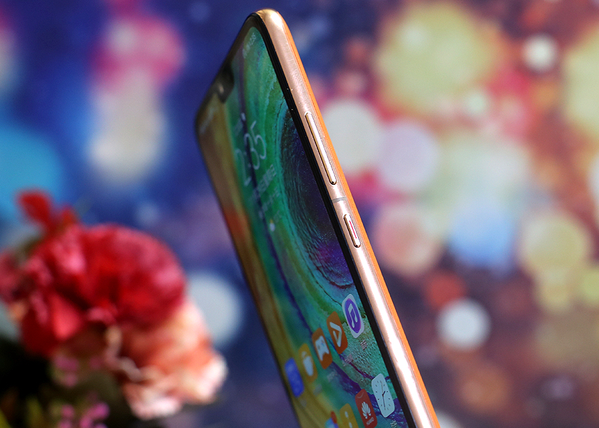 华为Mate30 5G 丹霞橙，这颜值如今依然很耐看