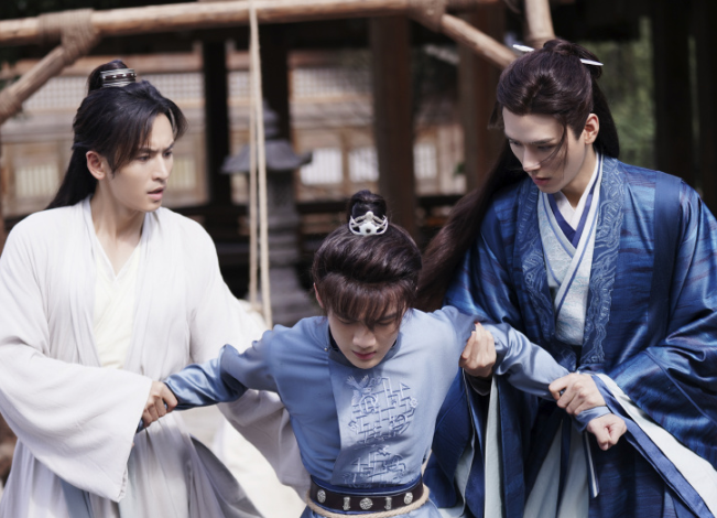 近期很火的4部黑马剧：《司藤》排名靠后，榜首