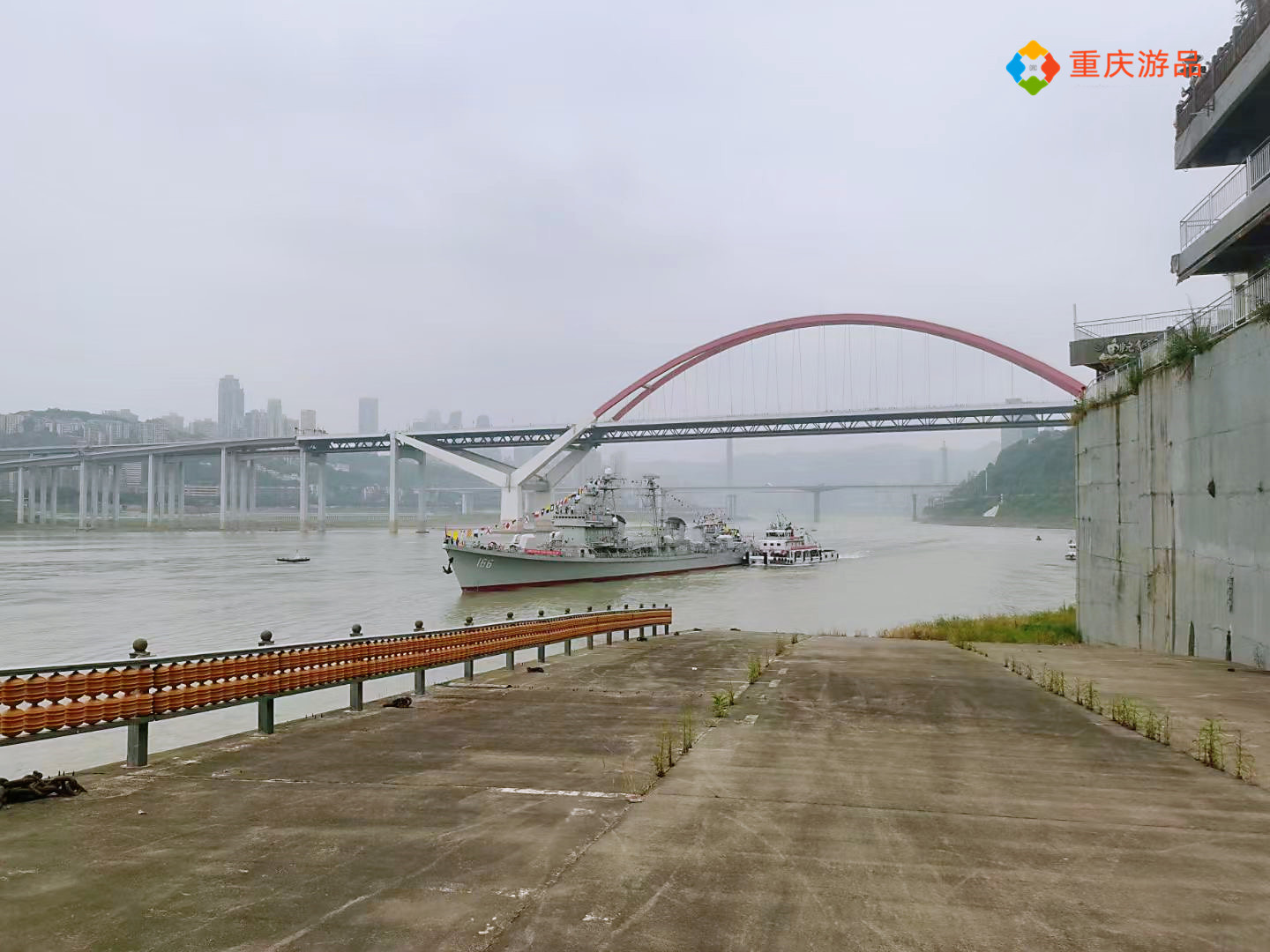 刷屏朋友圈，引发重庆市民围观，166舰陈列展开放，详细攻略来了