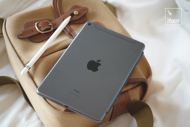  新 iPad mini 体验：2999 元的它能成为你的最佳娱乐设备吗？