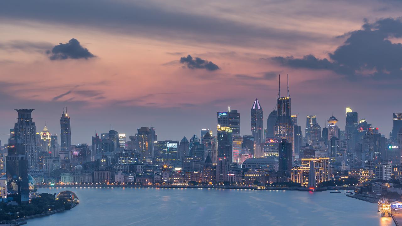 美國疫情遲遲不見拐點，中國經濟卻突飛猛進，世界格局要改變？