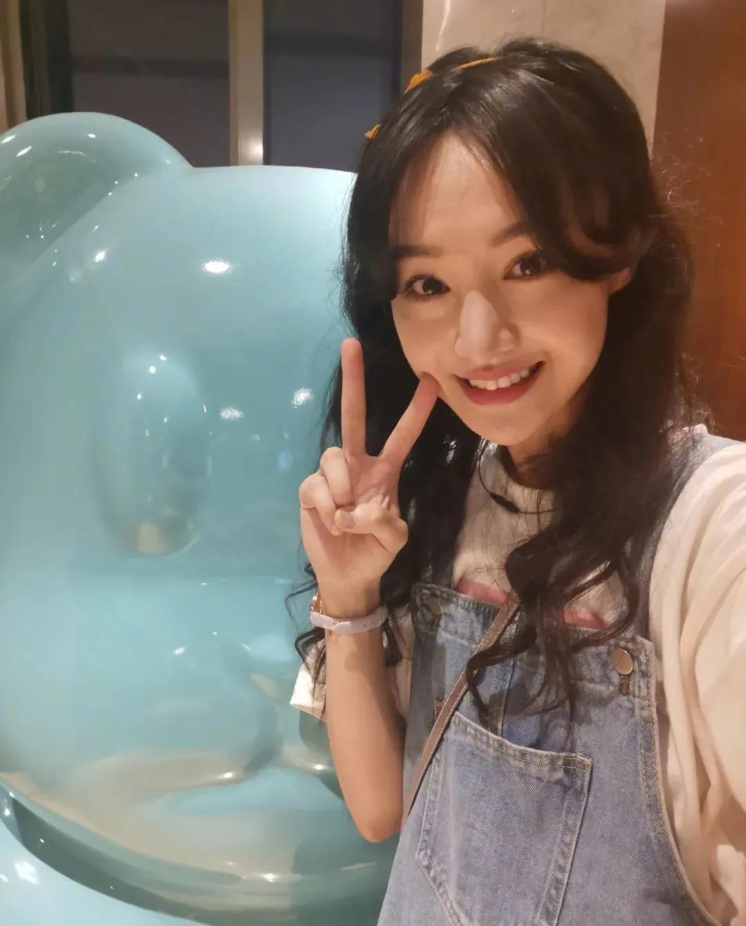 声明|疑似郑爽退圈声明曝光 哭着承认不懂事却看不出一丝悔意！