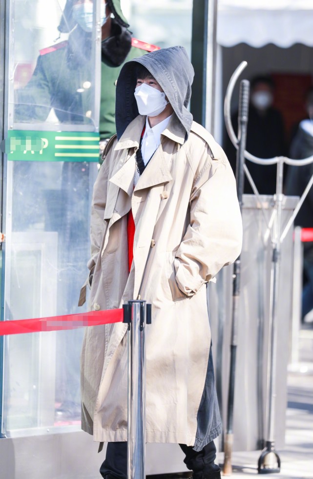 Spring battle array of late couplet platoon is too giant: 3 top shedding show 1000 royal seal personally, hot cling to wear formerly like blue green grass