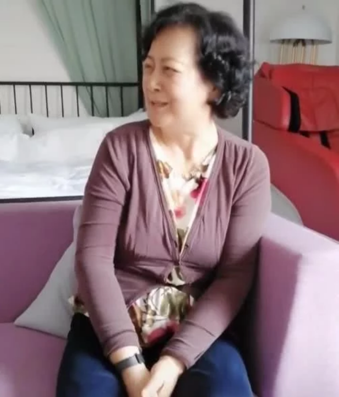 &quot;观音菩萨&quot;左大玢近照曝光状态依旧精神