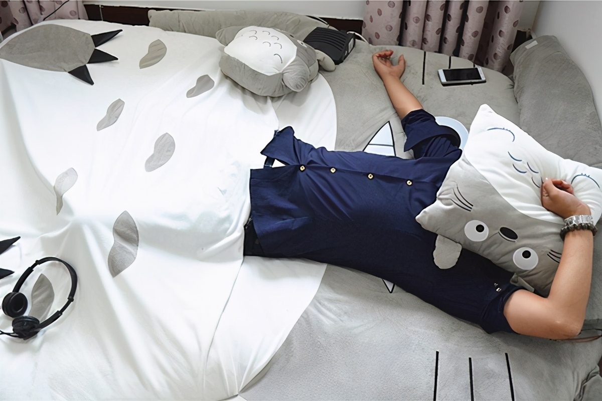 古人常說的�子午覺�是指什麼？ 堅持睡�子午覺�，有什麼好處？