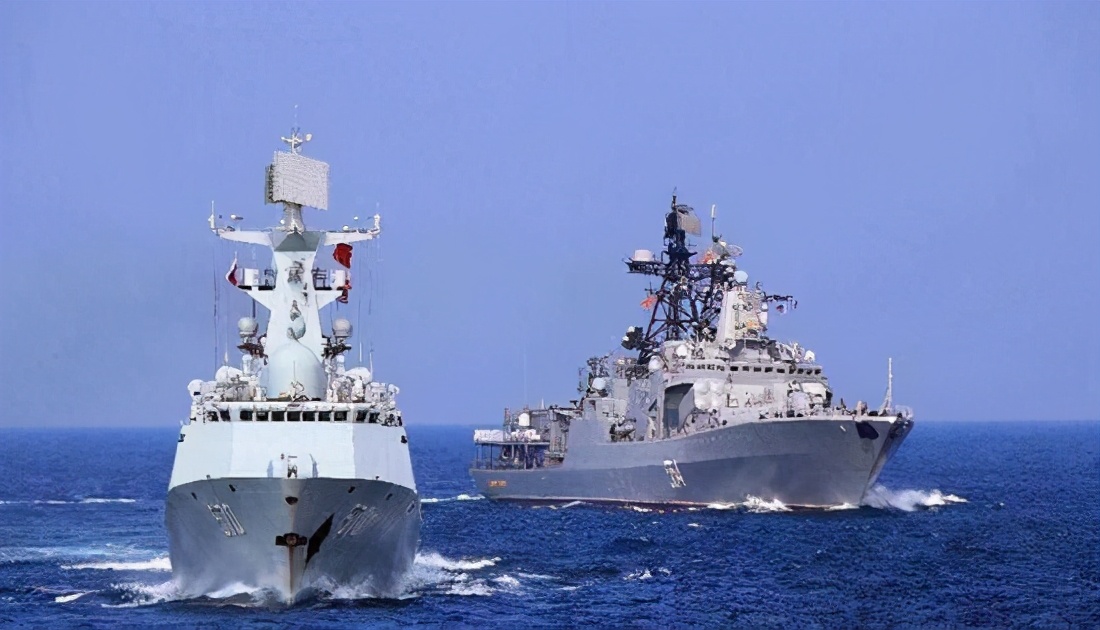 ɽ������ĸ��ӱ����Ϻ������ǻ������аԵ�����ž���������ʱ