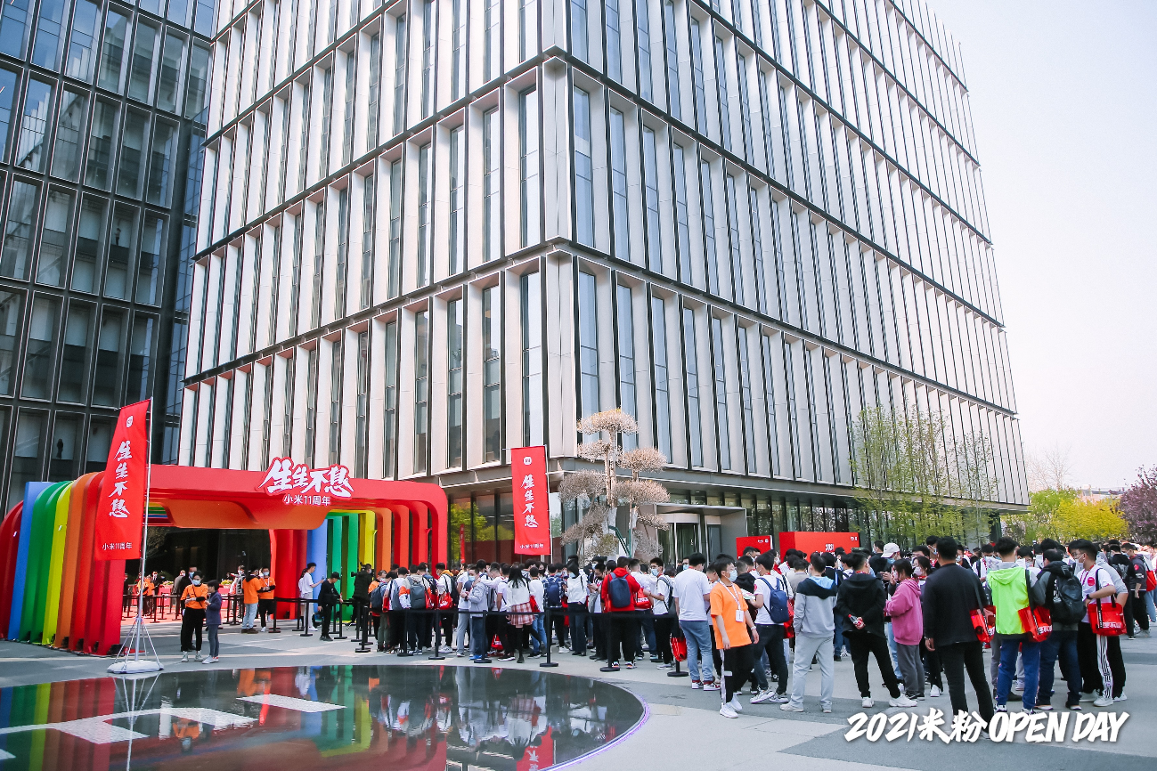 С��ʵ�����״����׷۴��ģ���ţ�19���ʩ�����׷۽�