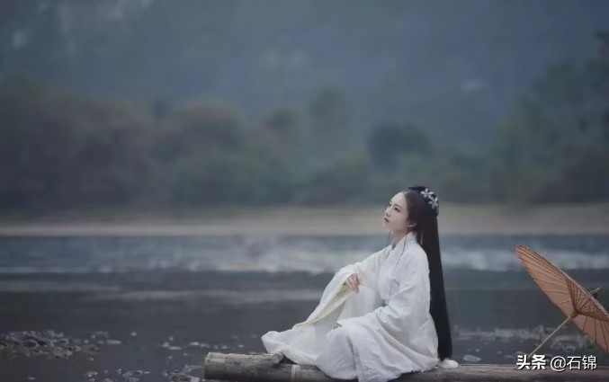 七首虐心单相思诗词：我喜欢你，谁也不知道图片