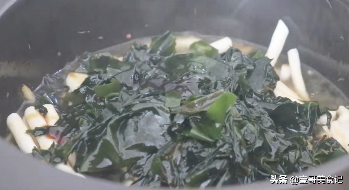 鸡胸肉好吃有诀窍，切记直接炒，加1个鸡蛋，不腥不柴营养又下饭