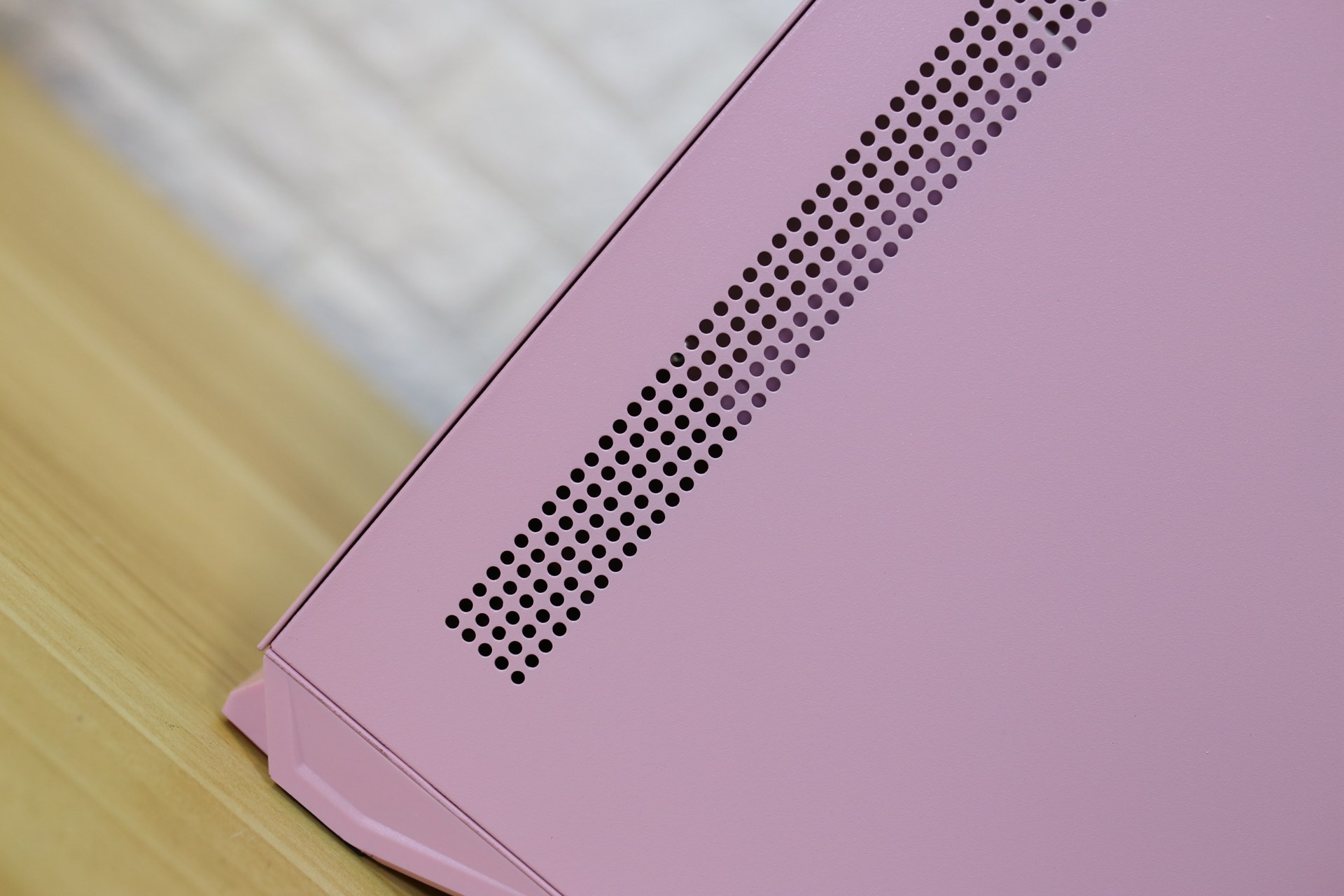 粉色机箱有喜欢的吗？YOGO M2猫抓粉女友爱不释手