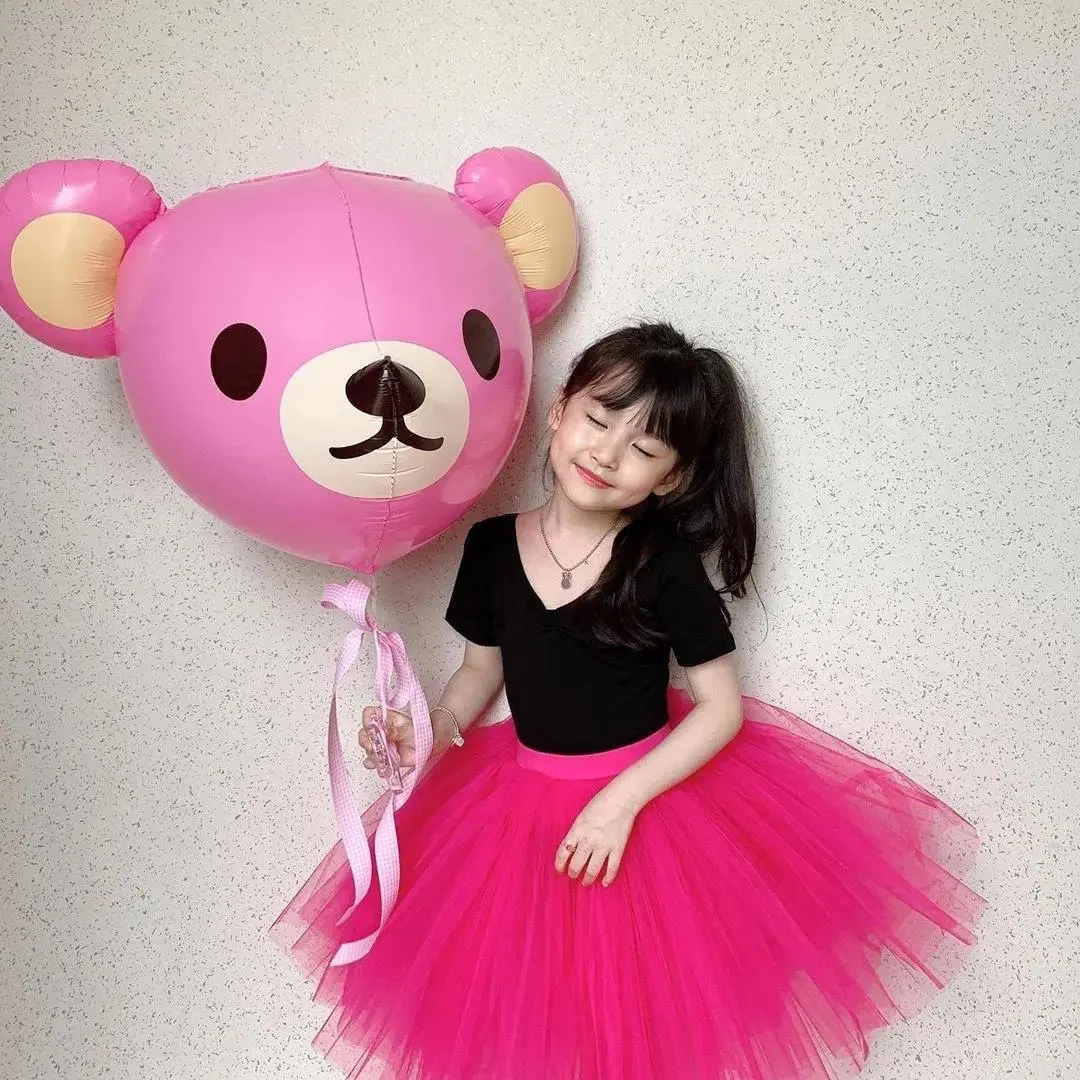 ​8岁女童“撞脸”宋慧乔，靠穿搭圈粉23万！谁规定小孩只能幼稚