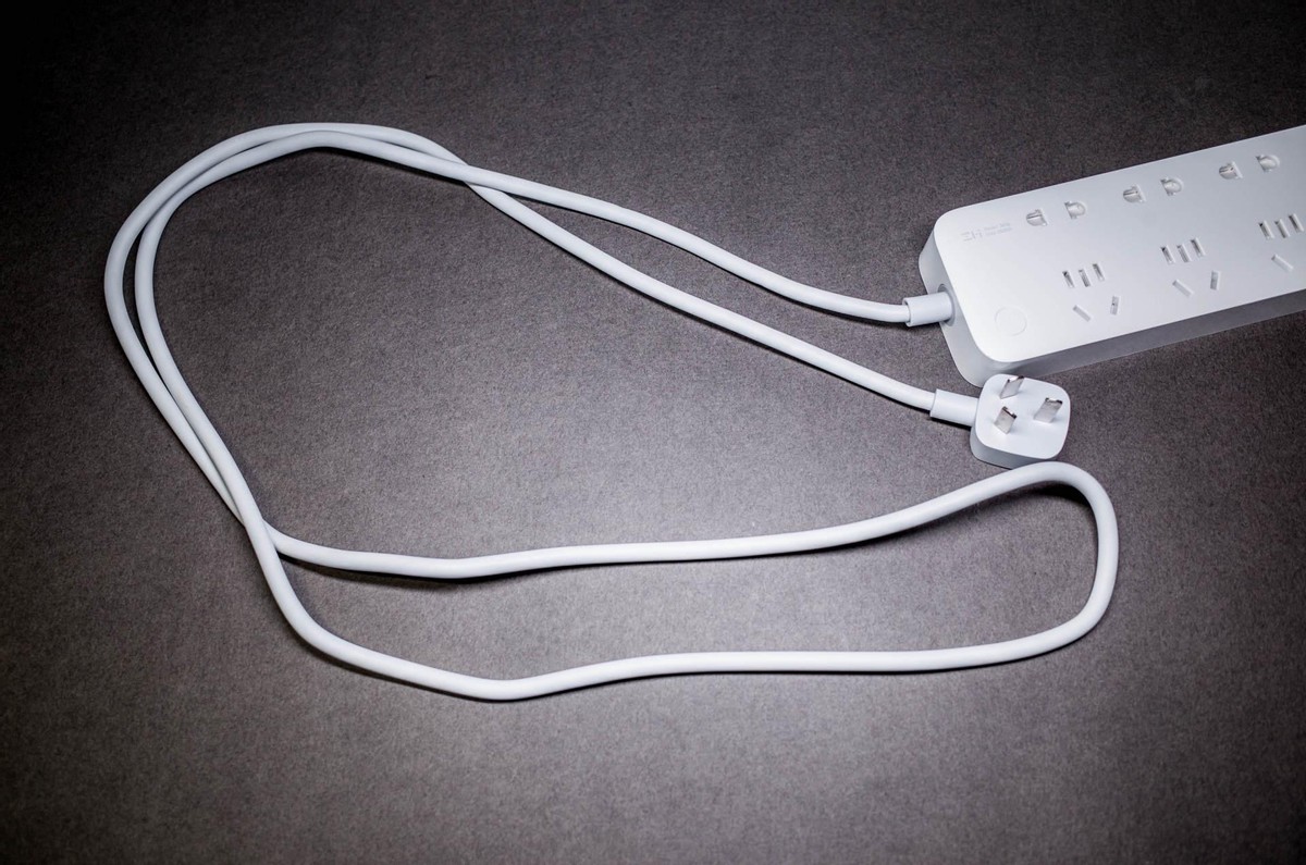 充电一步到位：紫米65W六位延长线插座