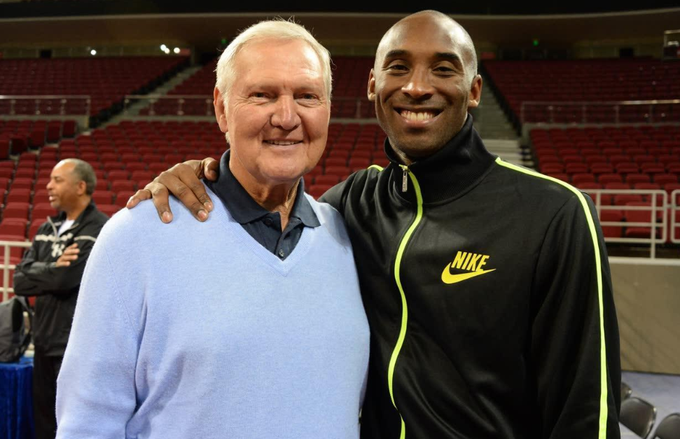 为何NBA不愿将Logo改成科比？萧华给出原因，欧文