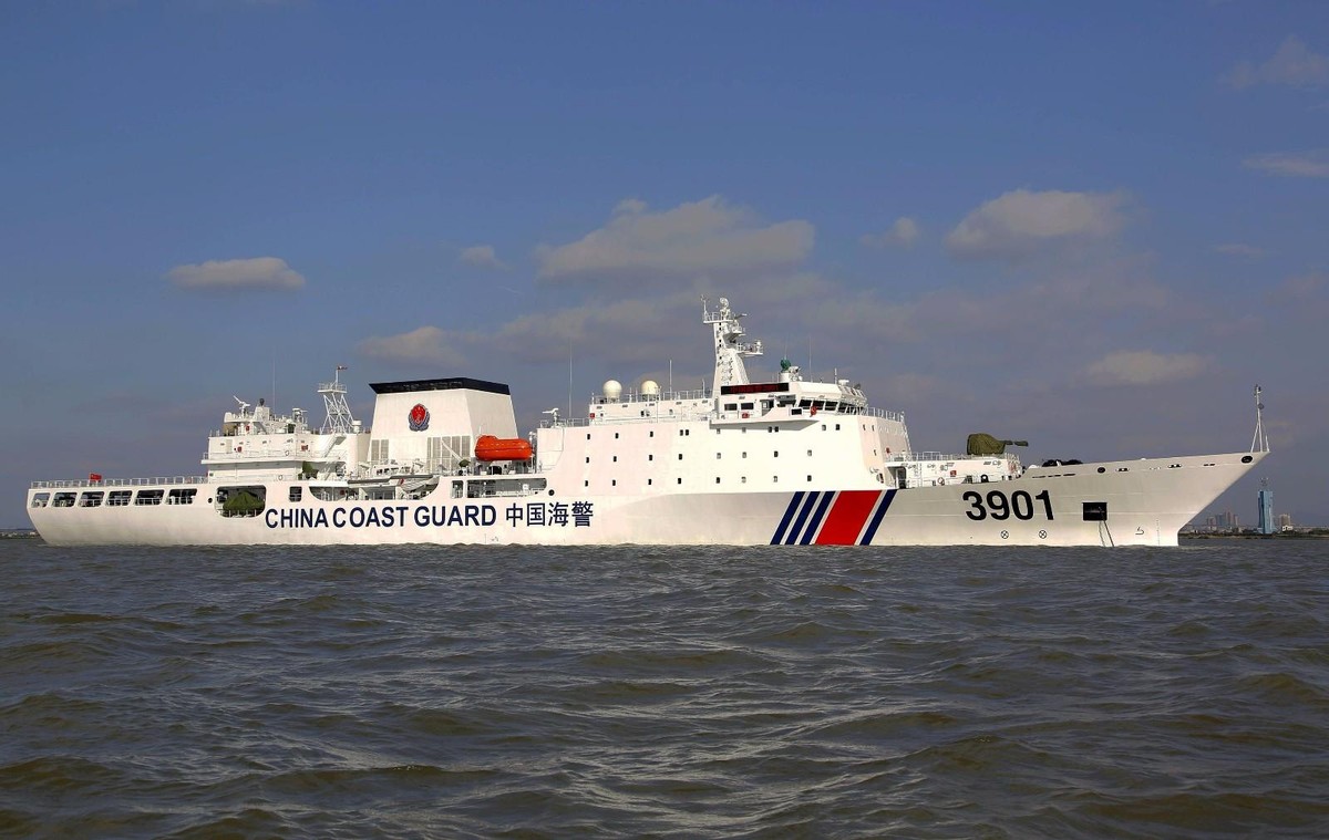 超长臂管辖！美海岸警卫舰队跑到西太平洋，用重机枪指向中国渔船