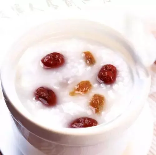 好百邻月嫂教你做正确的月子餐，让宝妈减肥，又不耽误增乳