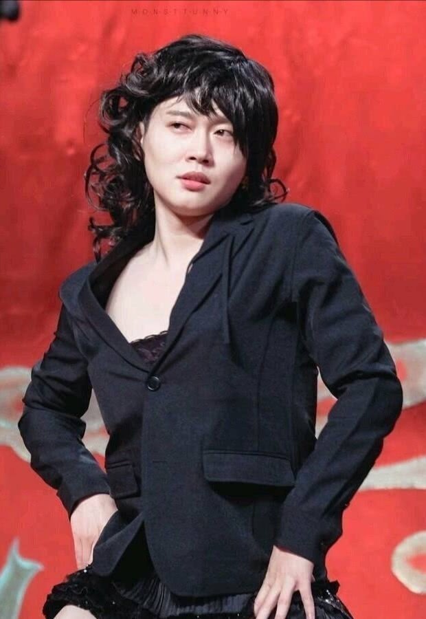 德云社/ 不招女弟子，那是因为他们从来都不缺