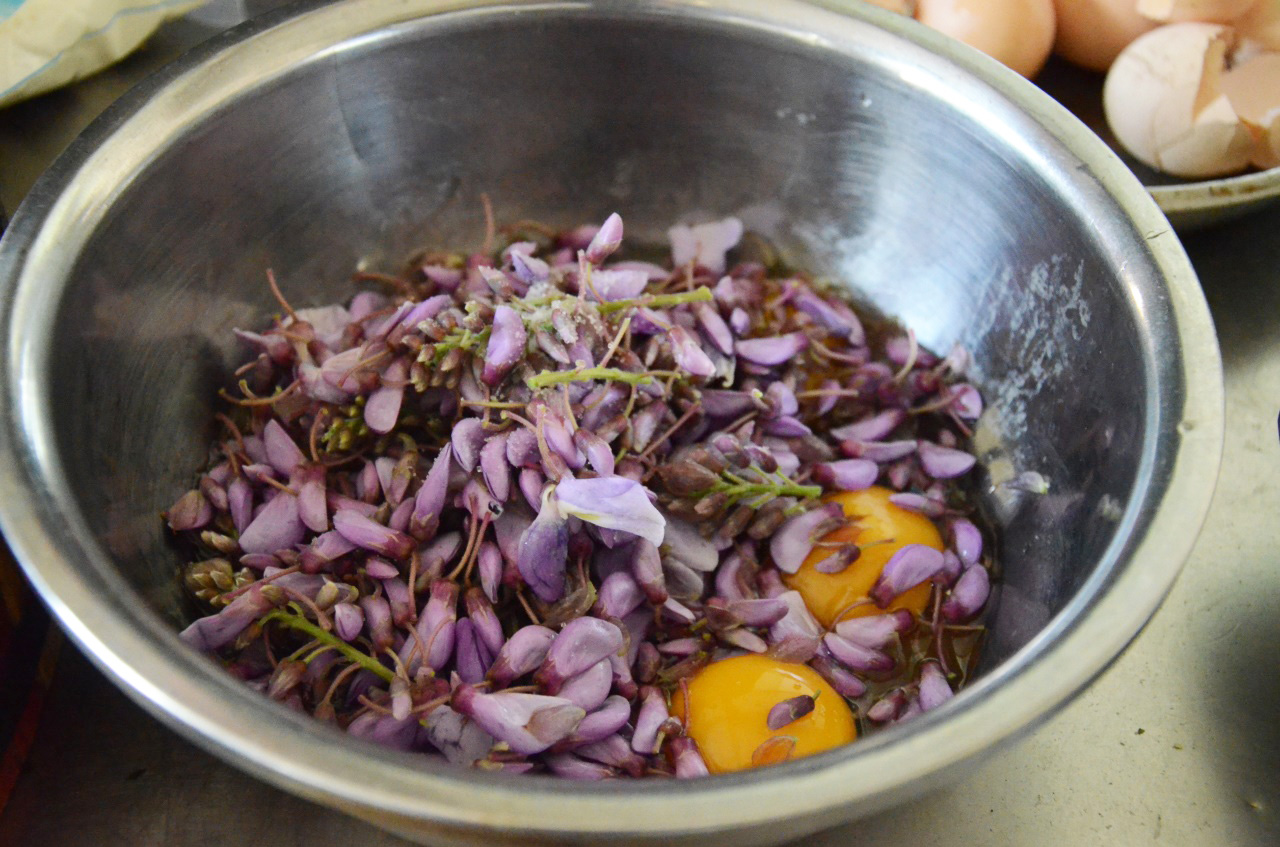 葛花炒鸡蛋的做法(推荐一道比槐花还好吃的葛花炒鸡蛋)