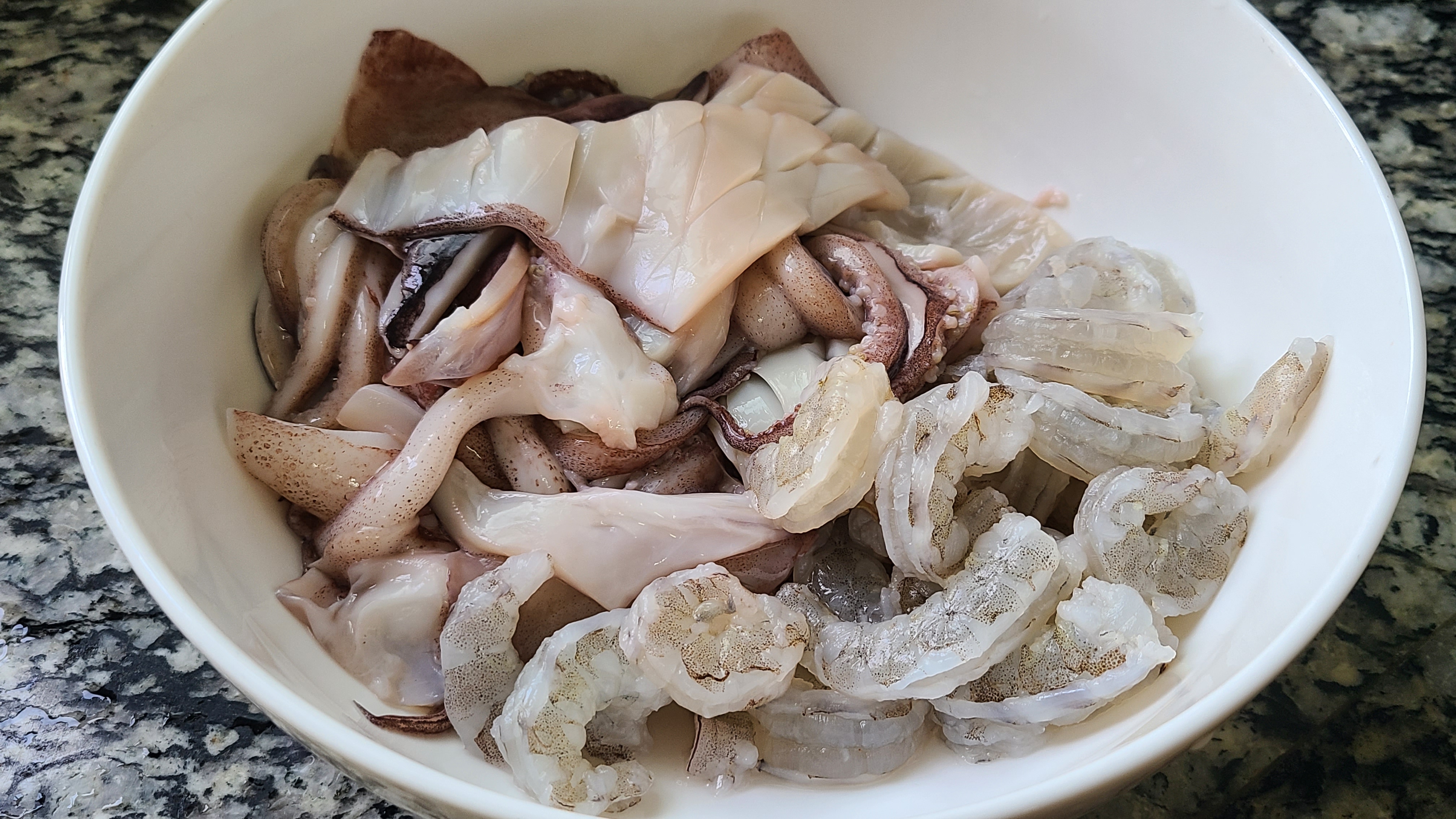 魷魚蝦煲這樣做太香了，很好吃的家常菜，味道鮮美又簡單