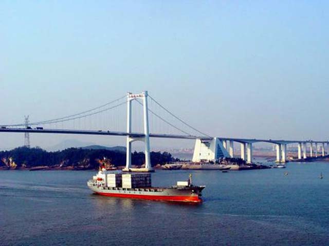 "晃动"的虎门大桥背后：外系控股公司日