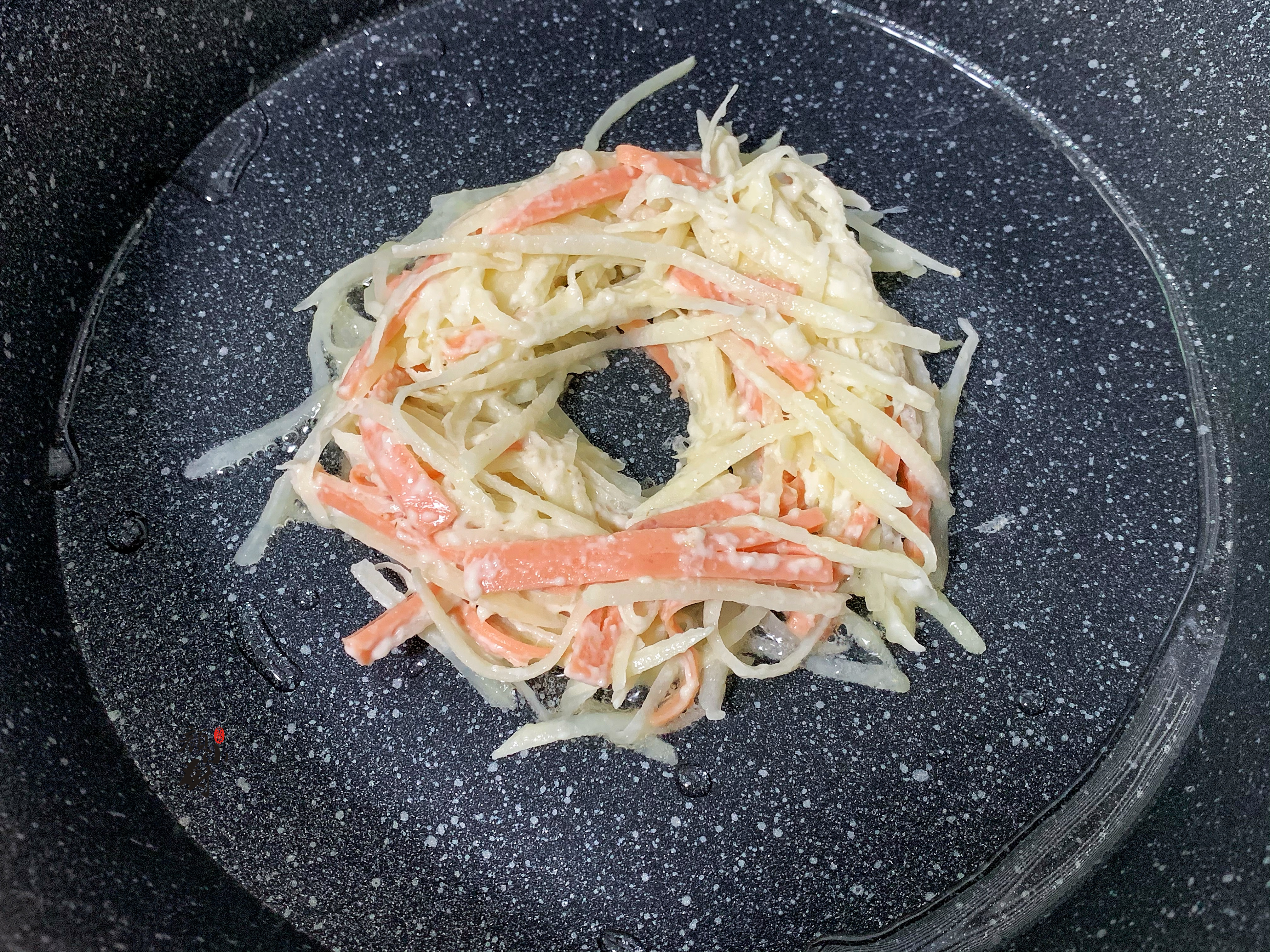 我家土豆從來不炒著吃，簡單一做，金黃香脆，大人小孩都愛吃