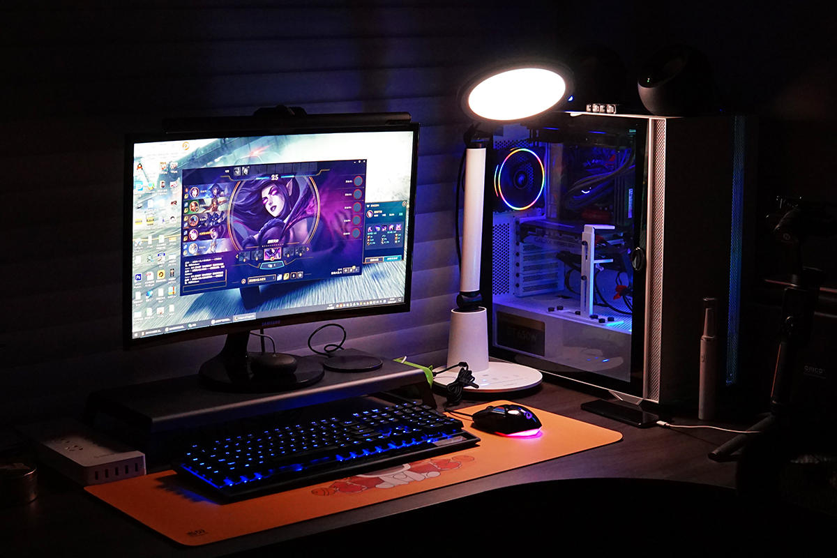 手感和灯效一流，达尔优A970游戏鼠标实战分享