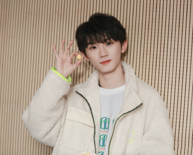 章子怡说马嘉祺谢可寅争气 称两人是未来可期的好苗子