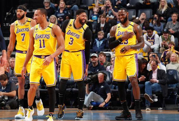 背叛湖人，加盟死对头！出尔反尔，如今你还是