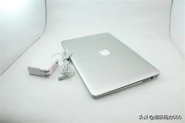 明年起：iPhone和iPad将采用USB-C接口