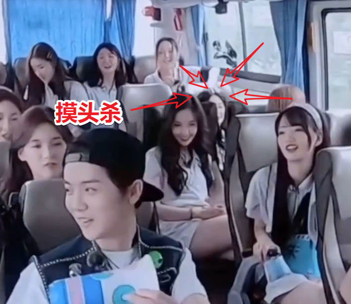 希林娜依·高发表感言，我却在意陈卓璇的举动，