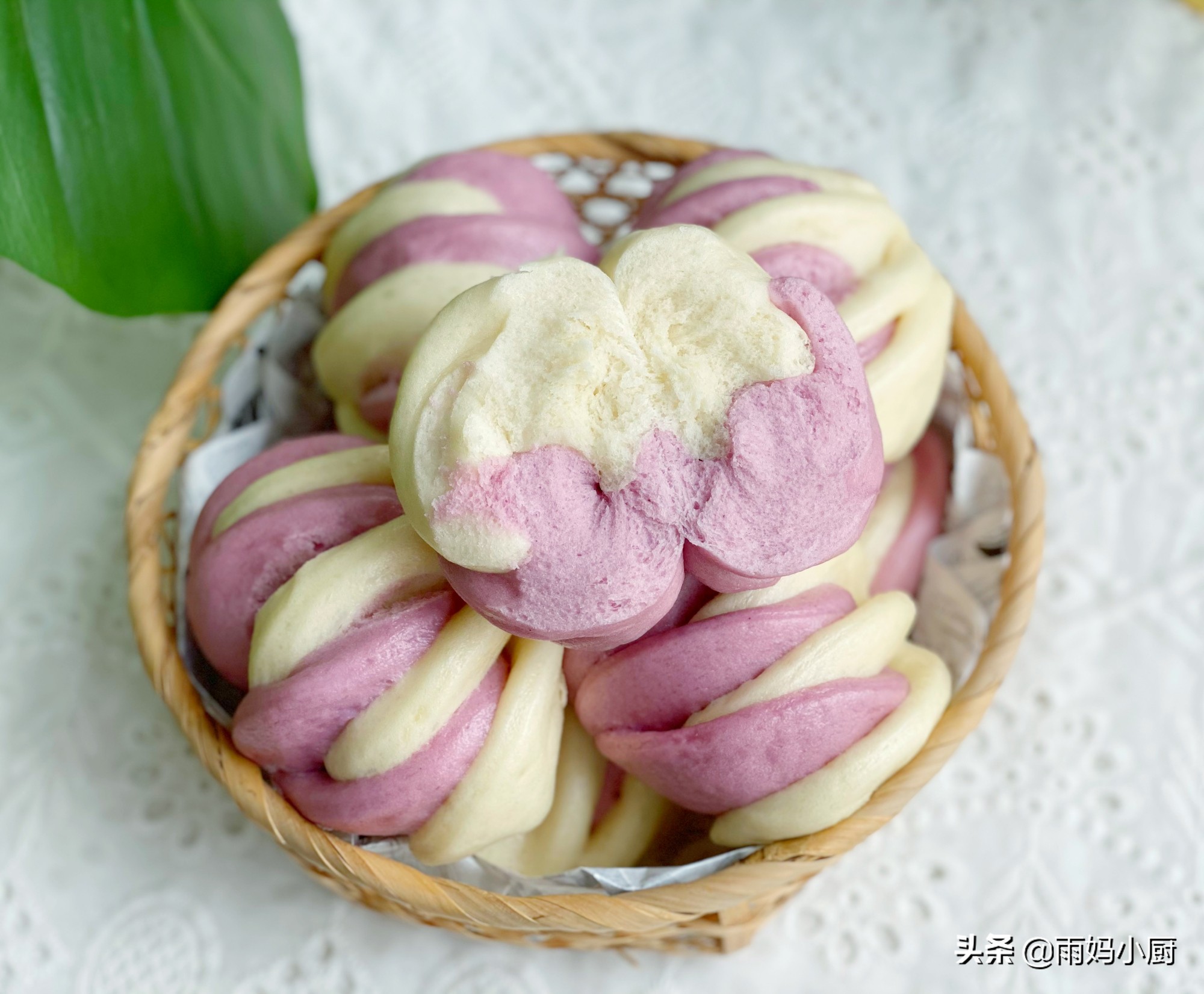 3分钟学会，1次发酵双色奶香馒头，白胖松软好吃又好看